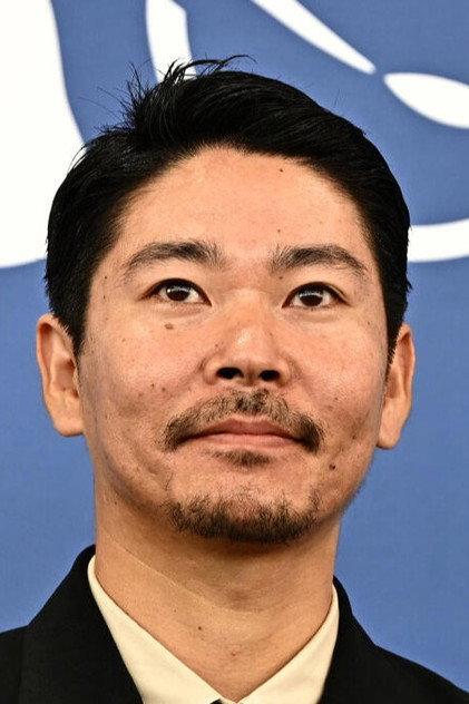 Hitoshi Omika - Actor Profile Photo