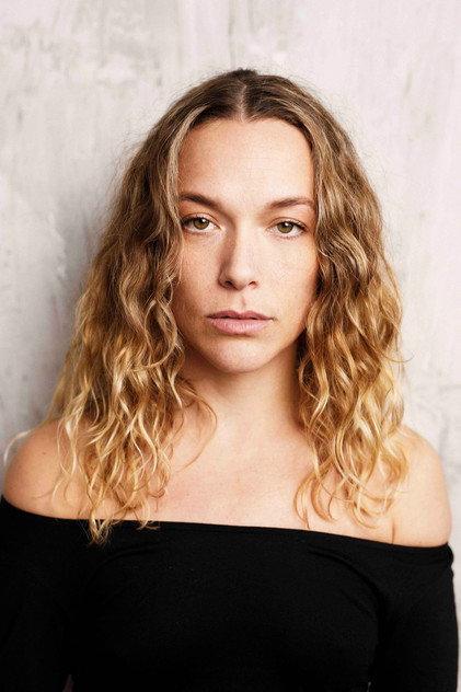 Léa Pellin - Actor Profile Photo