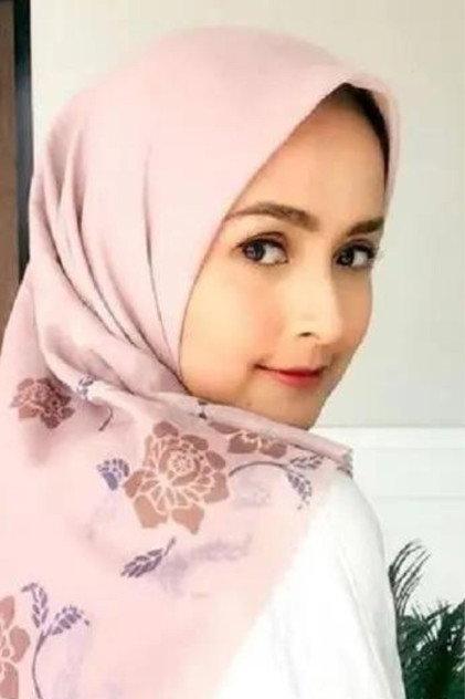 Lia Ananta - Actor Profile Photo