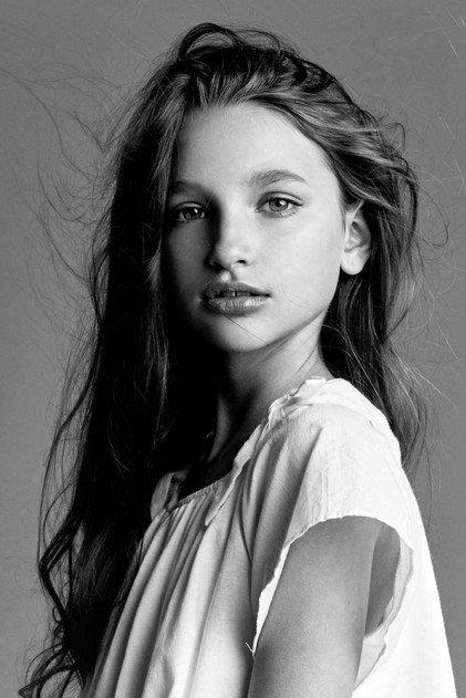 Liza Anokhina - Actor Profile Photo