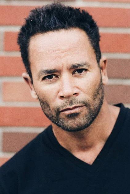 Thyme Lewis - Actor Profile Photo
