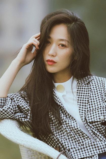 Yu Feifei - Actor Profile Photo