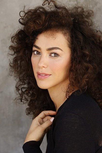 Elena Goode - Actor Profile Photo