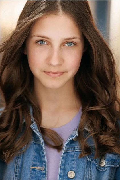 Emma Henderson - Actor Profile Photo