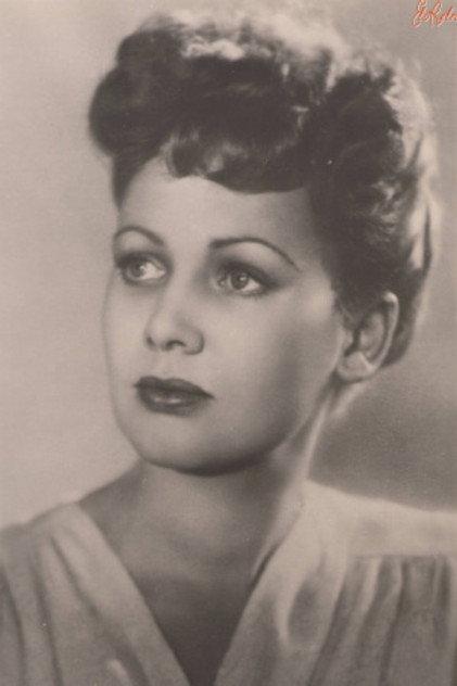 Lydia Smirnova - Actor Profile Photo