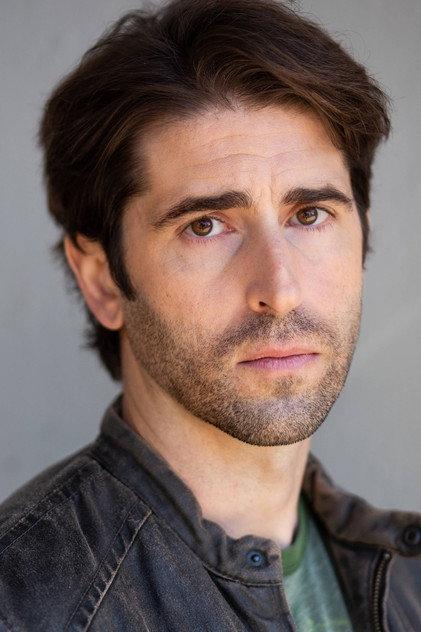 Aaron Kuban - Actor Profile Photo