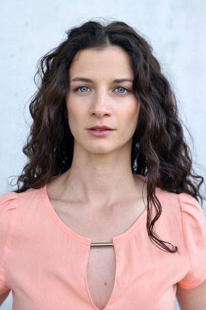 Lili Gesler - Actor Profile Photo