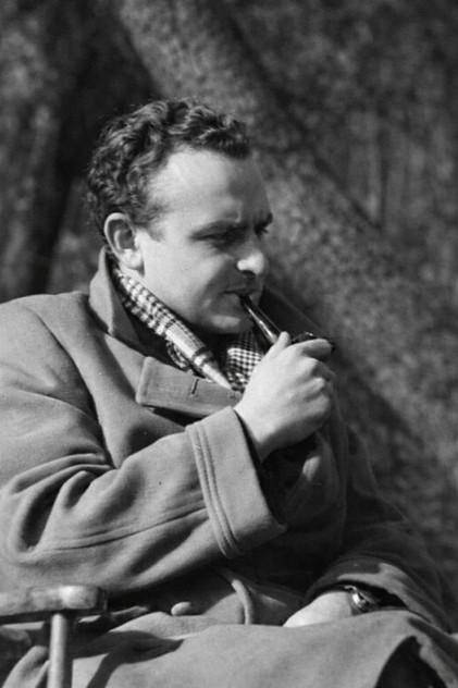 William D. Russell - Actor Profile Photo