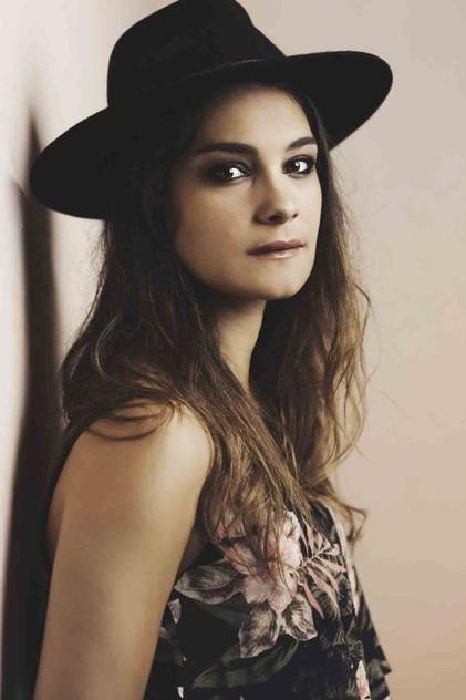 Julia Paul - Actor Profile Photo