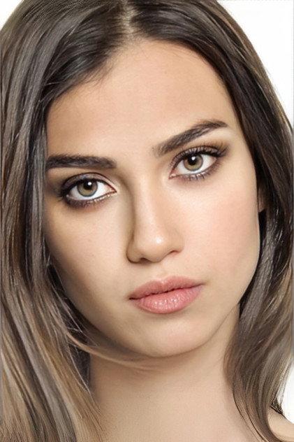 Aleyna Solaker - Actor Profile Photo