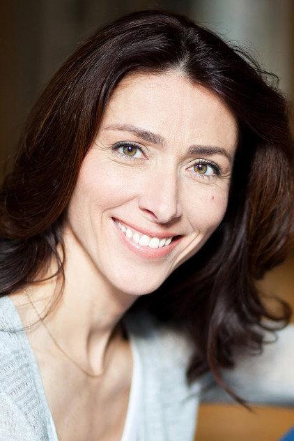 Nathalie Cavezzali - Actor Profile Photo