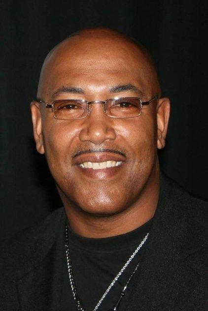 Robert Samuels - Actor Profile Photo