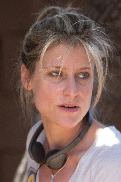 Tessa Blake - Actor Profile Photo