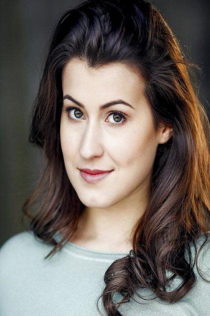 Eva Crawford - Actor Profile Photo