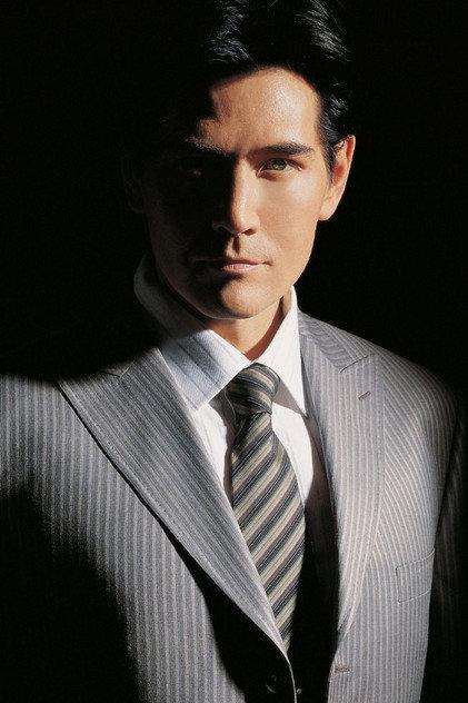 Kris Phillips - Actor Profile Photo