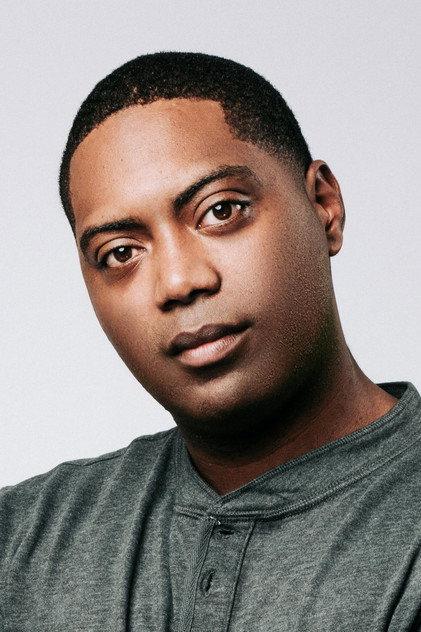 Michael Davis - Actor Profile Photo