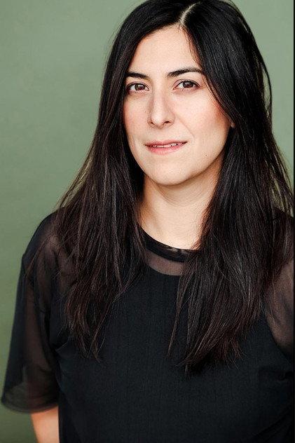 Laura de la Fuente - Actor Profile Photo