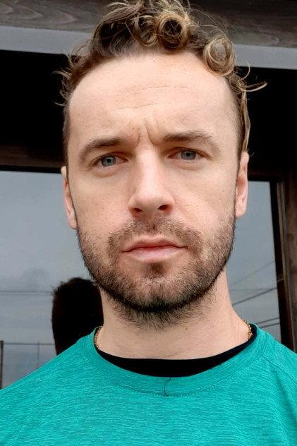 Oli Warrilow - Actor Profile Photo