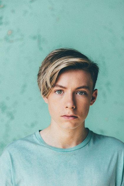 Mackenzie Sol - Actor Profile Photo