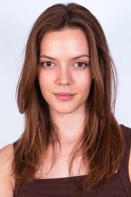 Alyssa Valenti - Actor Profile Photo