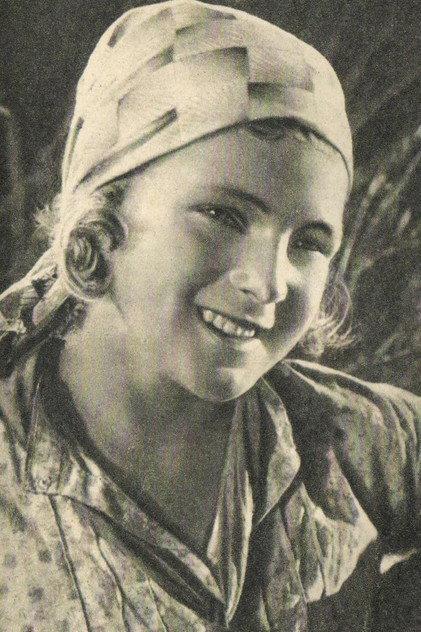 Gulya Korolyova - Actor Profile Photo