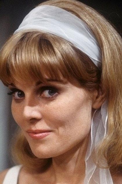 Joanne Dainton - Actor Profile Photo