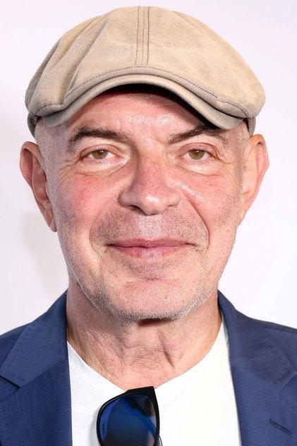 Alexander Gruszynski - Actor Profile Photo