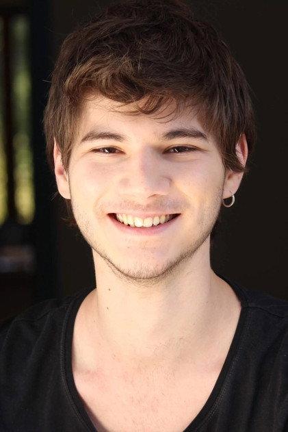 Rafa Neves - Actor Profile Photo