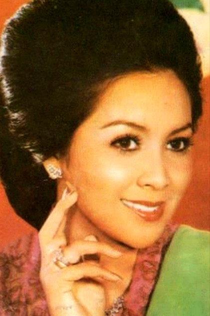 Lenny Marlina - Actor Profile Photo
