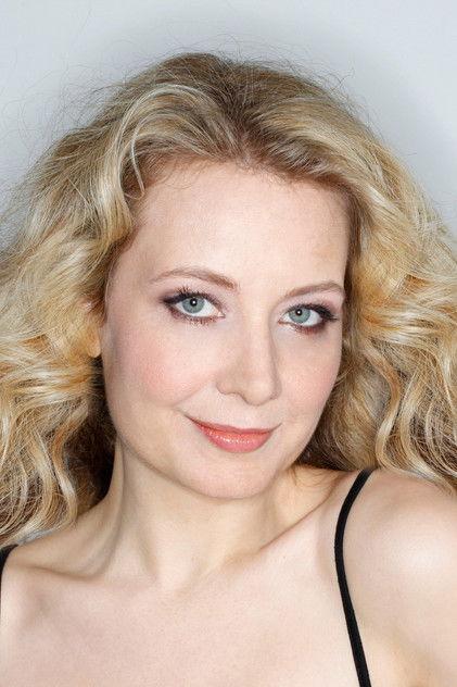 Jennifer Mudge - Actor Profile Photo