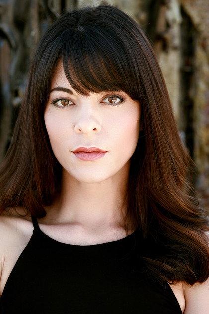 Amanda Dunn - Actor Profile Photo