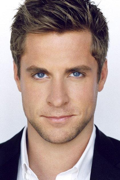 Alex Ashbaugh - Actor Profile Photo