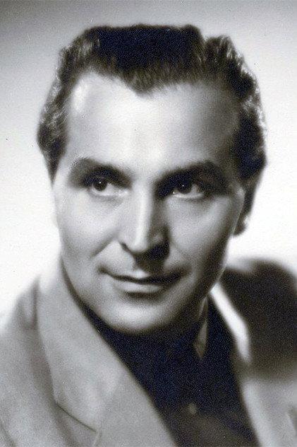 Gustav Nezval - Actor Profile Photo