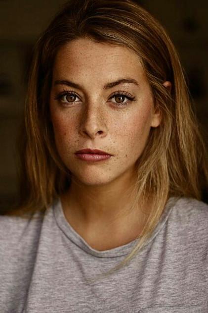 Belén Écija - Actor Profile Photo