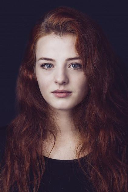 Natália Gadzmanová - Actor Profile Photo