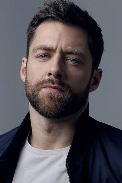 Richard Rankin - Actor Profile Photo