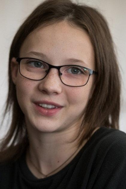 Fruzsina Hais - Actor Profile Photo