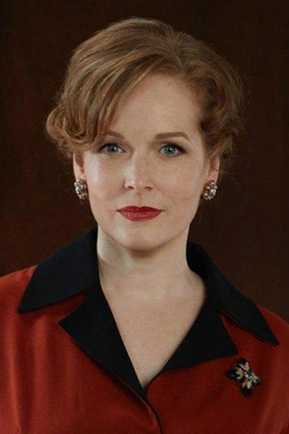 Chelah Horsdal - Actor Profile Photo