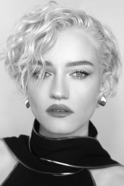 Julia Garner - Actor Profile Photo