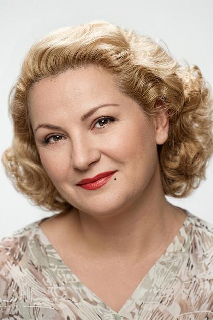 Perihan Yanal - Actor Profile Photo