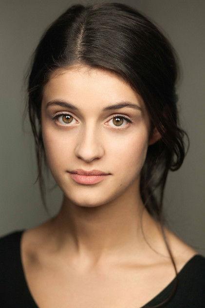Anya Chalotra - Actor Profile Photo