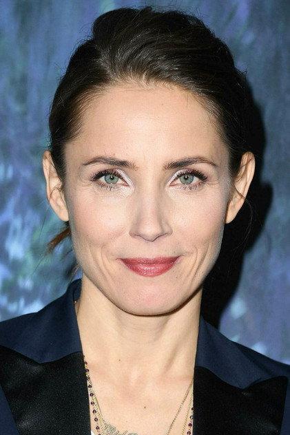 Tuva Novotny - Actor Profile Photo