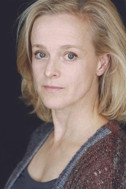 Caroline Redl - Actor Profile Photo