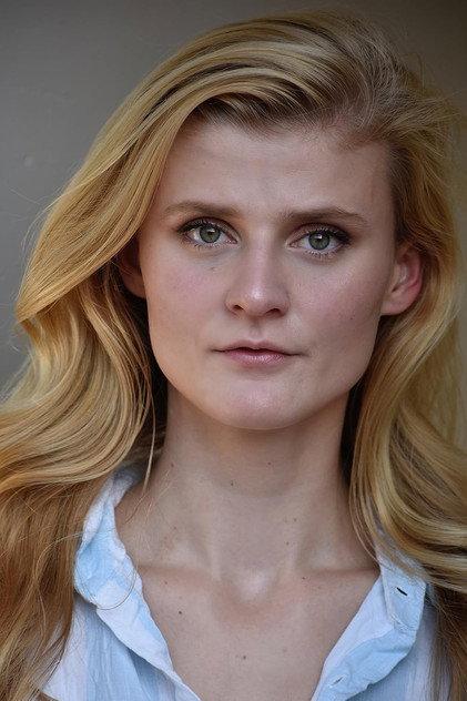 Ellie Duebner - Actor Profile Photo