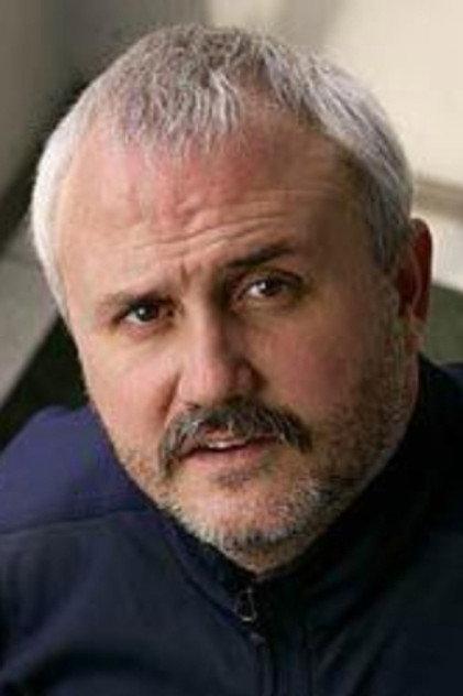 Roberto Artiagoitía - Actor Profile Photo