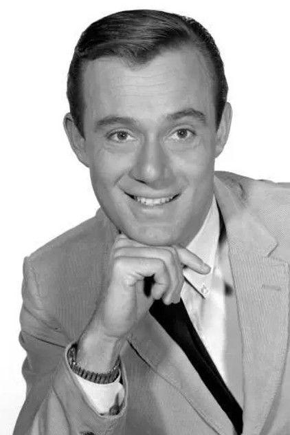 Burt Metcalfe - Actor Profile Photo