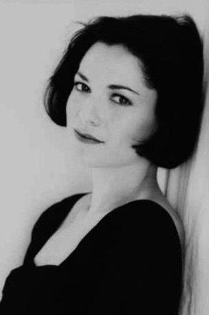Nadine Van der Velde - Actor Profile Photo