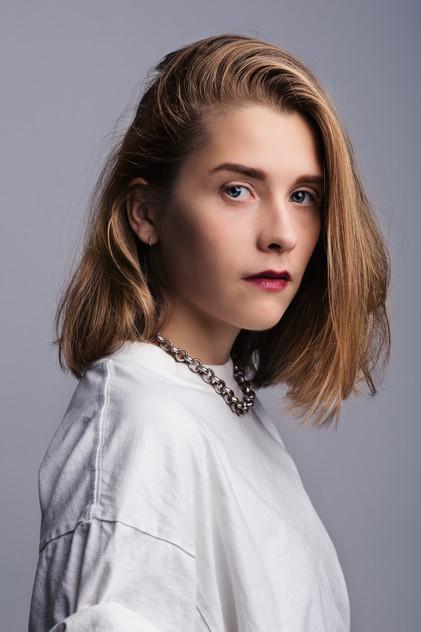 Mikaela Knapp - Actor Profile Photo