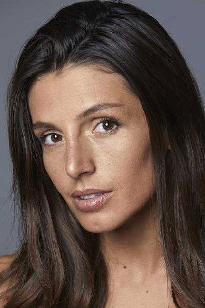 Alice Llenas - Actor Profile Photo