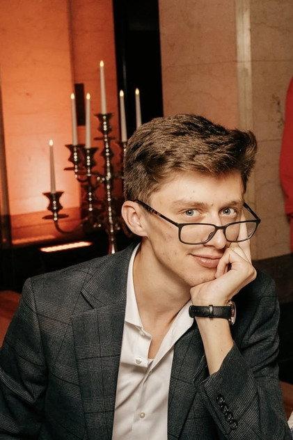 Henry Calvert - Actor Profile Photo